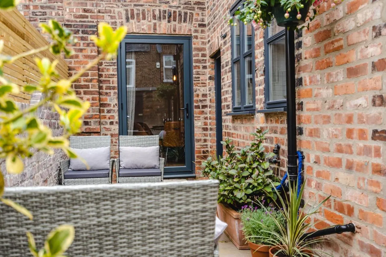 Best Stays York - Bishy Road Abode 0*,  Ηνωμένο Βασίλειο